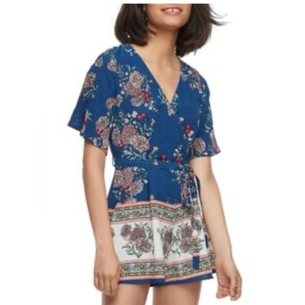 Three Pink Hearts floral print romper sz medium